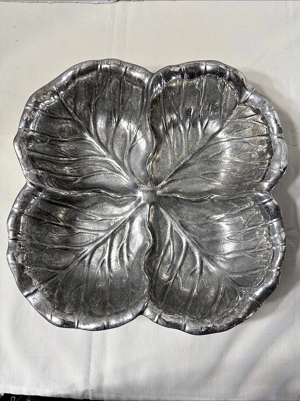 Vintage Wilton Armetale Cabbage Leaf Serving Bowl Textured Finish Made in USA